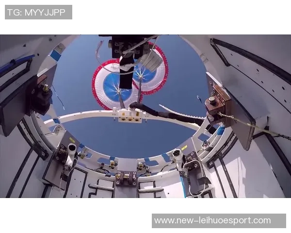 太阳报报道格伊飞机降落前突发状况紧急中止降落引发关注